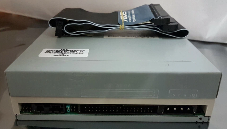 LITE-ON IT CORP.  LTR-48246S CD-RW Optical Disc Drive IDE Series - Image 3 of 3