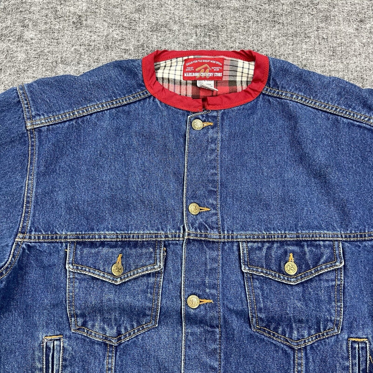 VINTAGE Marlboro Country Store Jacket Mens Medium Blue Denim