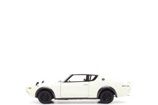 AUTOart 1:18 Nissan Skyline 2000GT-R (KPGC110) in White