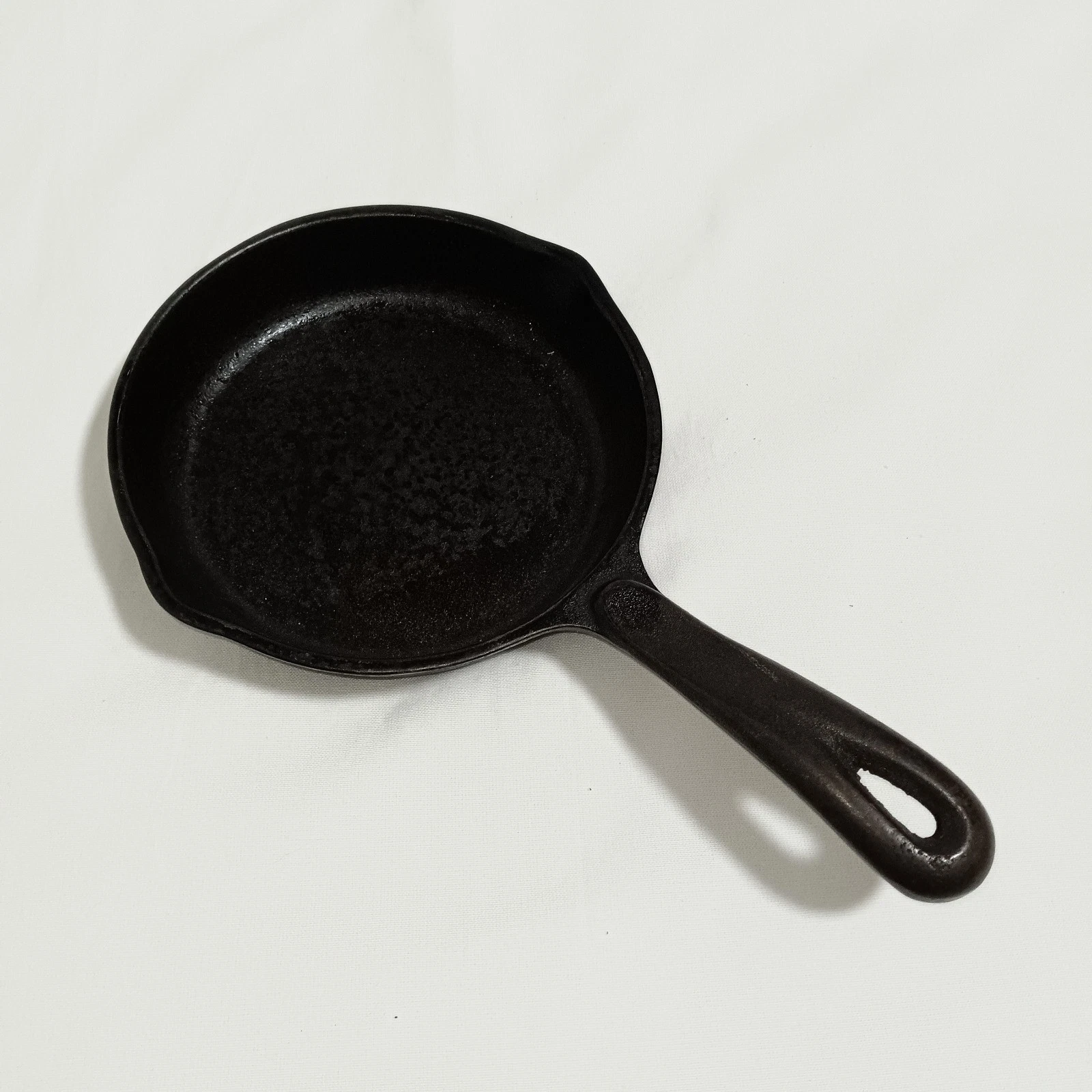 Wagner 1891 6-1/2” Cast Iron Skillet