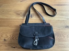 Damen Umhängetasche Crossbody „Cas8“, Leder, schwarz