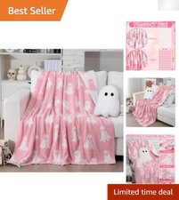 Charming Pink and White Ghost Blanket Set with Pillows - Ideal for Halloween Fun