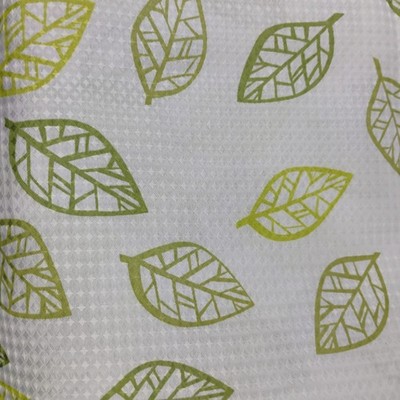 Inter Design Shiny Fabric Shower Curtain Green Leaf Design 72 x 72'' EUC