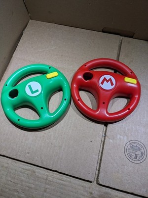 Hori Nintendo Wii Mario Kart - Mario Luigi Green/Red Steering Wheel Set