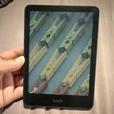 Amazon Kindle Colorsoft Signature Edition Black 32GB Wi-Fi eBook Reader
