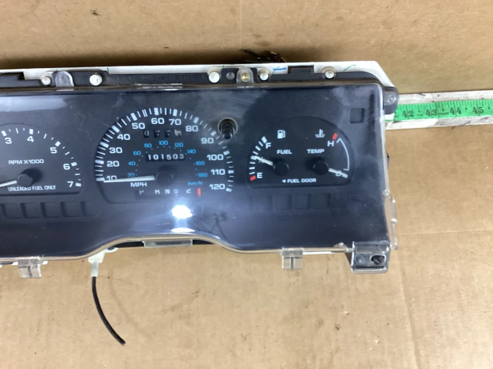 Cuadro de instrumentos velocímetro Ford Windstar 1995-1998 101 k millas 257-03395 Foto 4 de 4