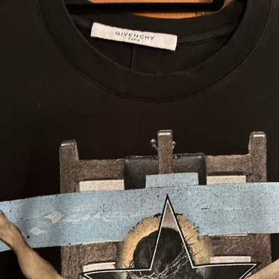 Authentic Givenchy Black Crucifixion Print Black T-Shirt size