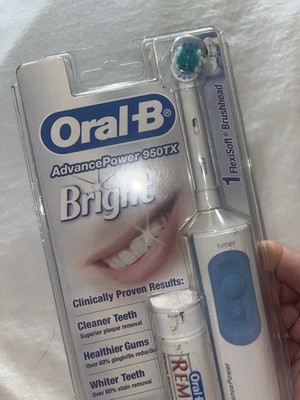 Oral-B Advance Power 950TX Bright Toothbrush FlexiSoft Head Rechargeable NIP