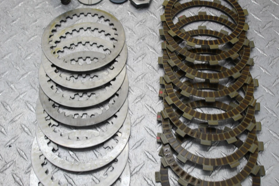 Yamaha YZF R6 2007 embrague completo con placas cubo de cesta Foto 3 de 4