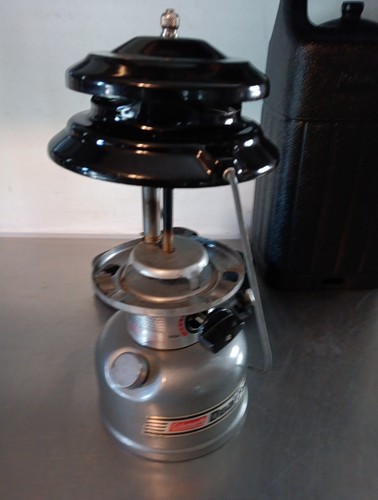 Coleman 2008 Dual Fuel Double Mantle Lantern Model 285 Dated 12/93 with case - Picture 3 of 8
