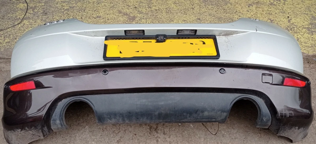 Volvo c30 r design on sale rear bumper