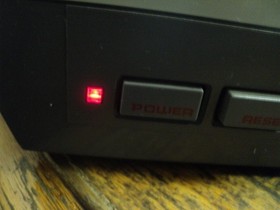 Nintendo NES Console No. NES-001  Parts /Repair   Powers Up   Untested