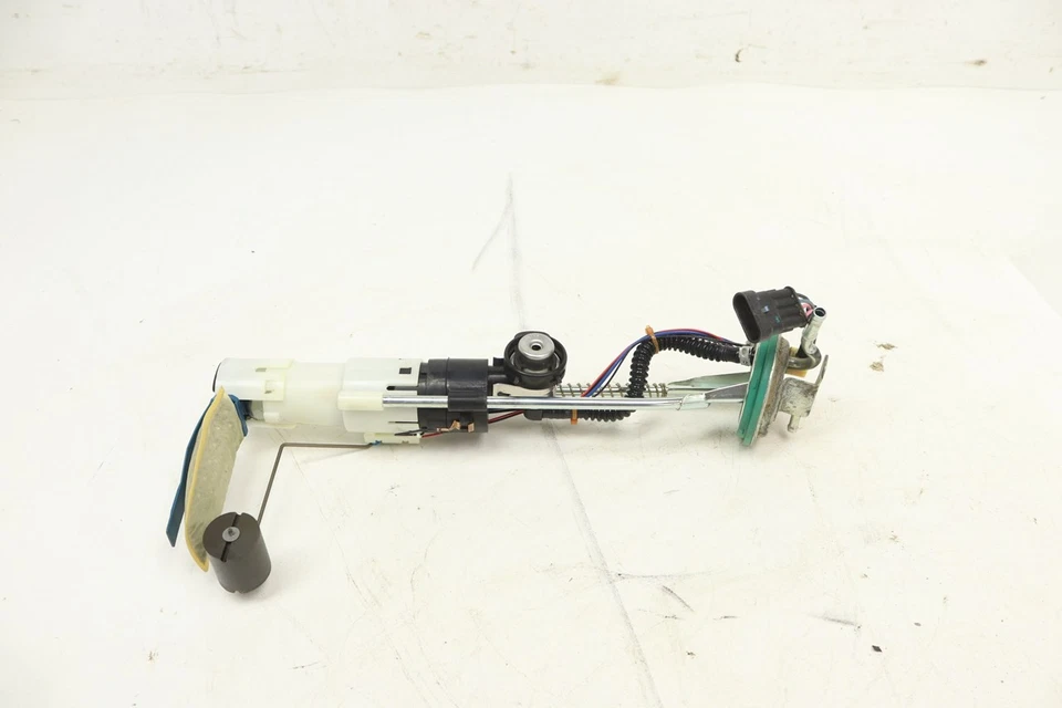 Can-Am Outlander MAX 800 XT 15 Fuel Pump 709000287 51210 Foto 3 de 4