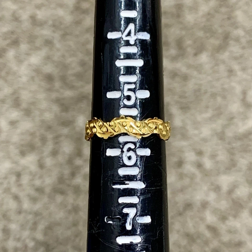 22k 916 Yellow Gold Diamond Cut Crown Waves Engagement Wedding Ring Band Size 8 - Image 4 of 4