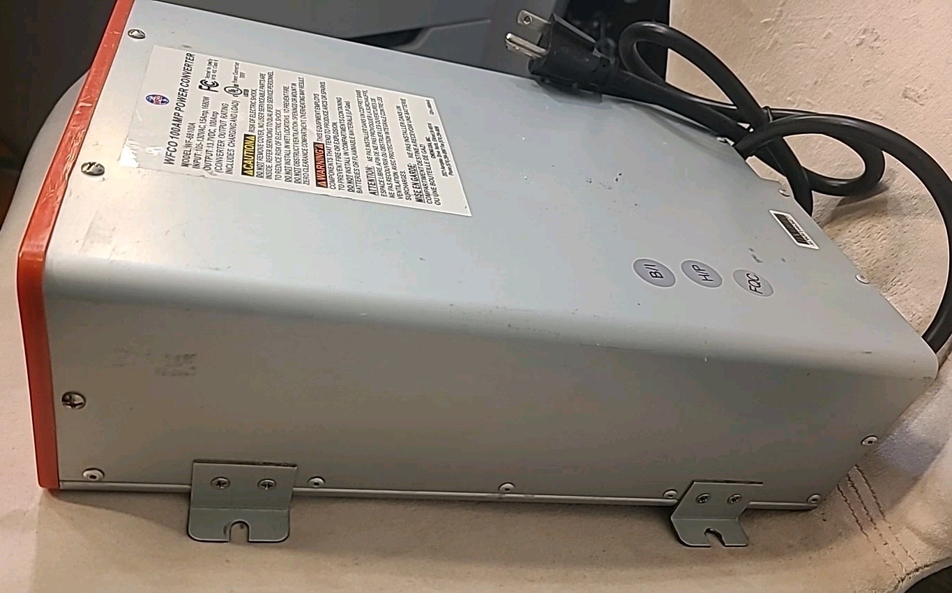 WFCO Arterra WF-68100-AD 100 Amp RV Power Converter Charger,