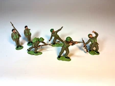 Britains Ltd. Vintage WWII British Soldier Plastic Figures, Lot of 6