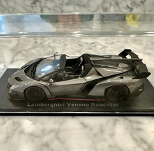 Lamborghini Veneno Roadster (Gray/Red line), 1:43 Scale Model by Kyosho 