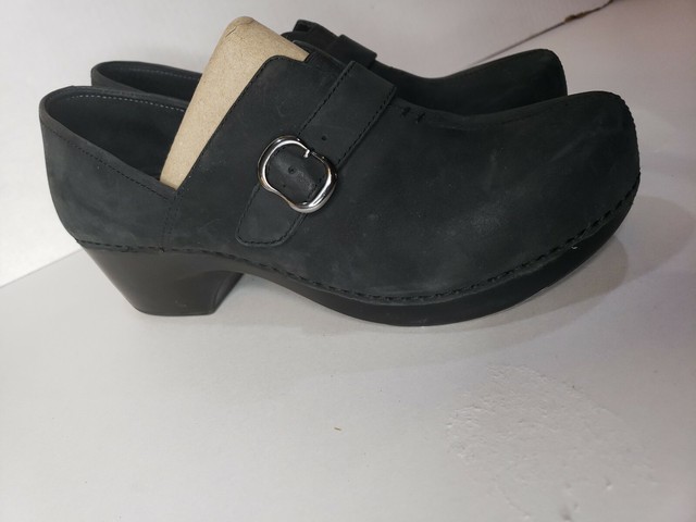 dansko black suede clogs