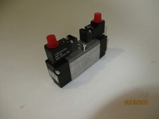 Rexroth 0820 053 102 2 Way Valve Pneumatic 24V 10bar NEW