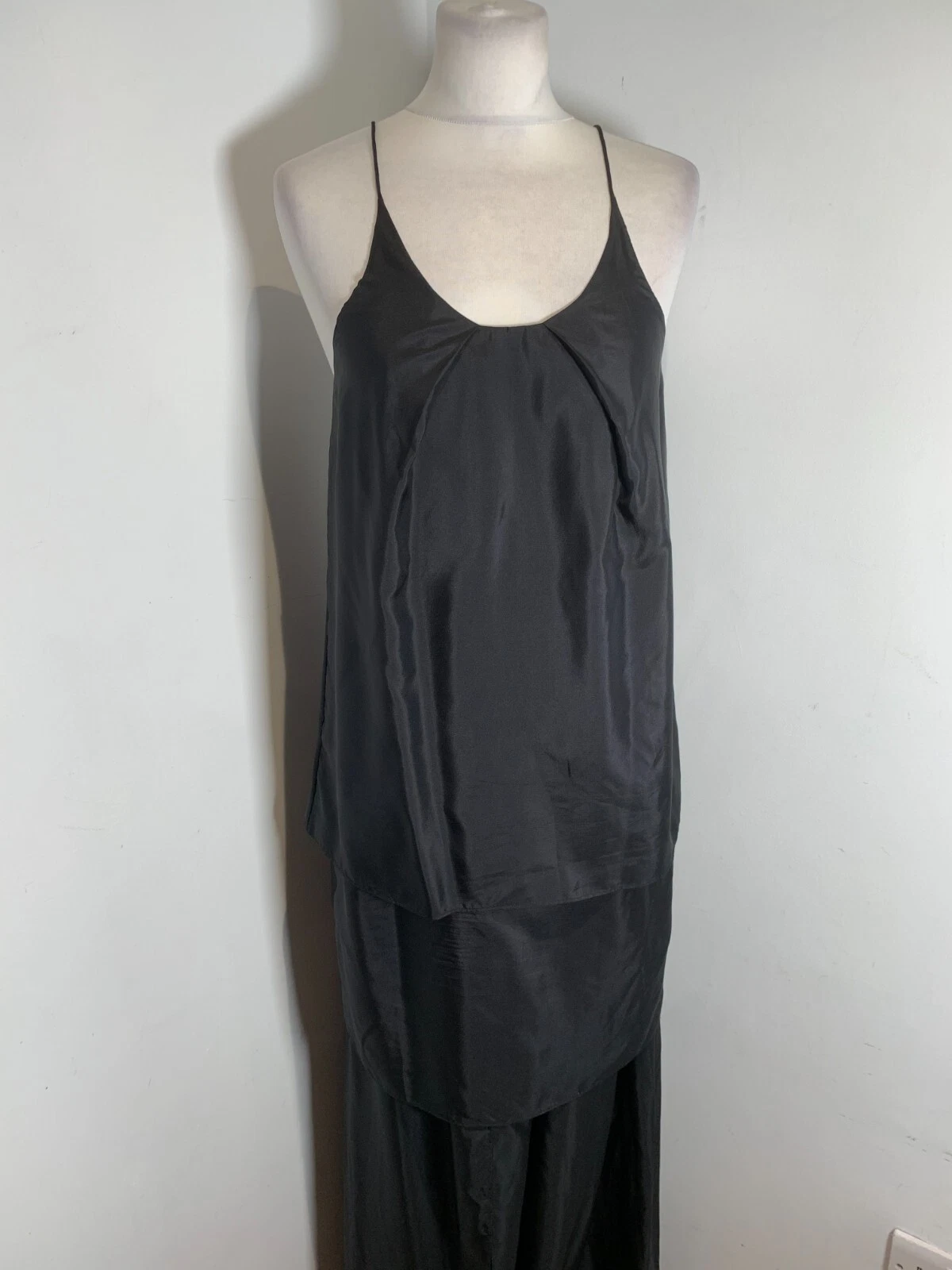 ACNE STUDIOS Abito lungo seta Acne SATYA 38 10 12 OTTIME CONDIZIONI nero con spalline a strati maxi moderno