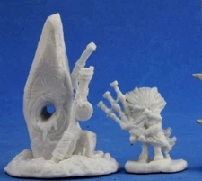 Reaper Miniatures Highlands Familiar and Menhir #77390 Bones Unpainted Figure