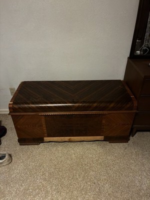 Lane Cedar Antique Blanket Chest Aroma-tight Lockable Tray 1911
