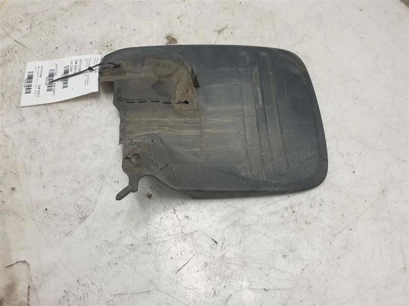 2006 TOYOTA SEQUOIA LIMITED PASSENGER SIDE FRONT MUD FLAP  - Image 3 of 4