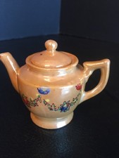 B5) Vintage Miniature Peach Luster Colored Teapot Made In Japan