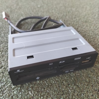 Interner Speicherkartenleser + USB 2.0 Acer CR.10400.002 GLF-680-070-126