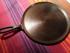 Lodge number 9 vintage cast iron round griddle