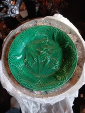  Antique Pottery  Green Majolica English Leaf Plate 8 inches 
