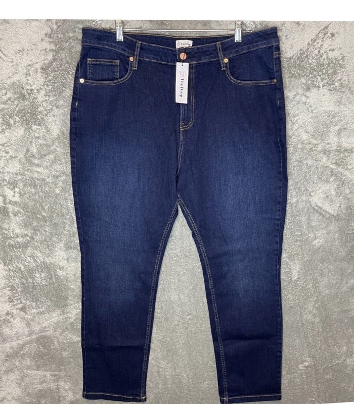 NWT Womens Jeans USA Size 20/22 measures 40” X 29” with Stretch  XXL