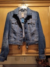 Mossimo denim medium wash M basic classic jacket