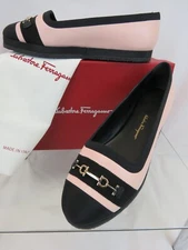 NIB SALVATORE FERRAGAMO KACY LAMB LEATHER PINK BLACK GANCINI BIT FLATS 10 C IT