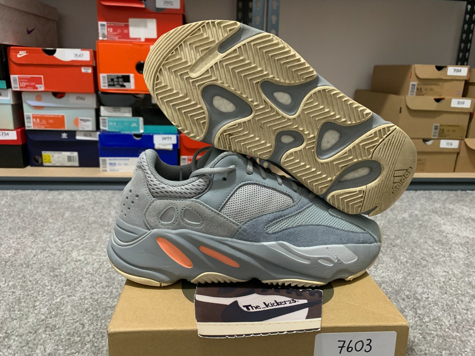 yeezy 700 inertia size 6