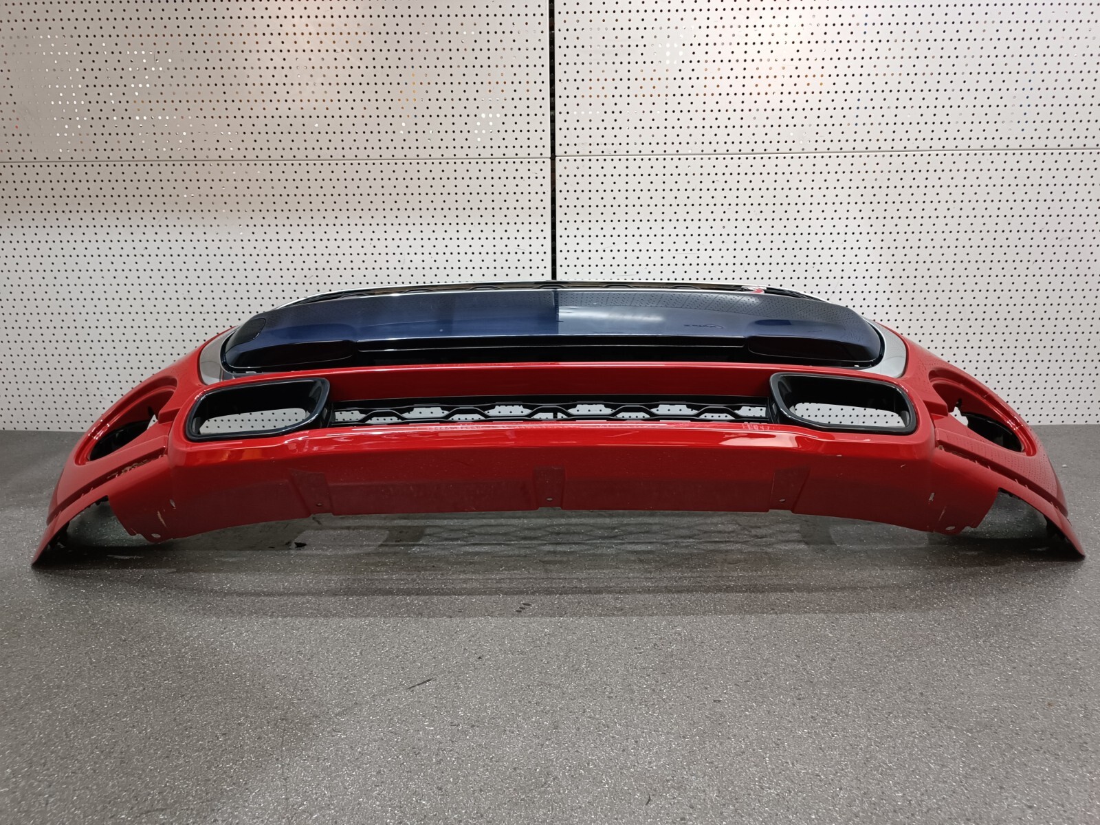 Original MINI F55 F56 F57 Sport Stoßstange S vorne 51117379436 B83