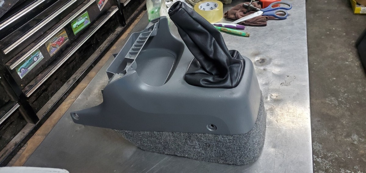 97-01 Honda CRV manual transmission shifter console. RD1, RD2, RD3