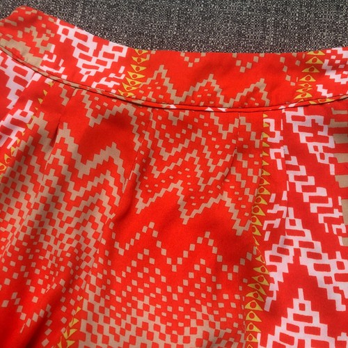GB Shorts Juniors XS Orange Hot Pants 24 Waist Dillards Quick Dry - Picture 6 of 12