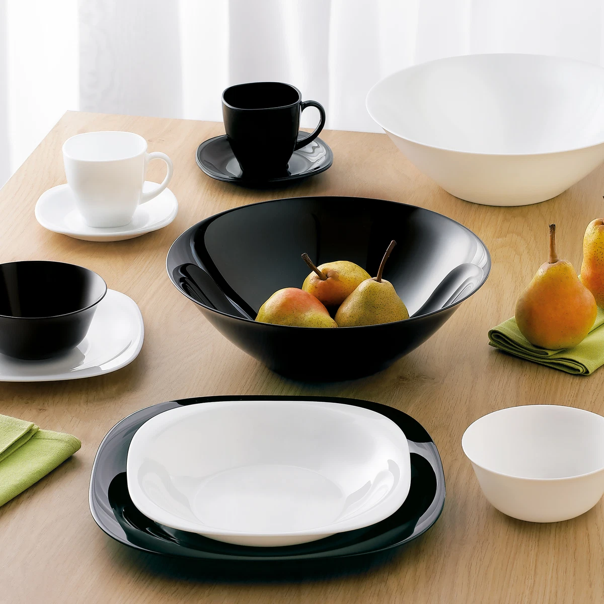 Dinner set Carine Neo White & Black 19 pcs LUMINARC (black bowl 27 cm)