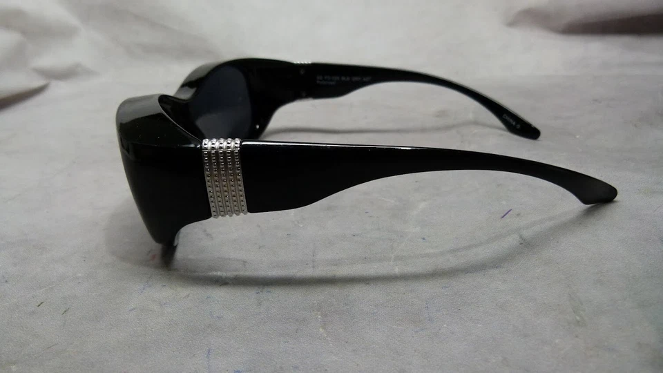 Gafas de sol polarizadas Solar Shield SS FO-029 marco negro Foto 4 de 4