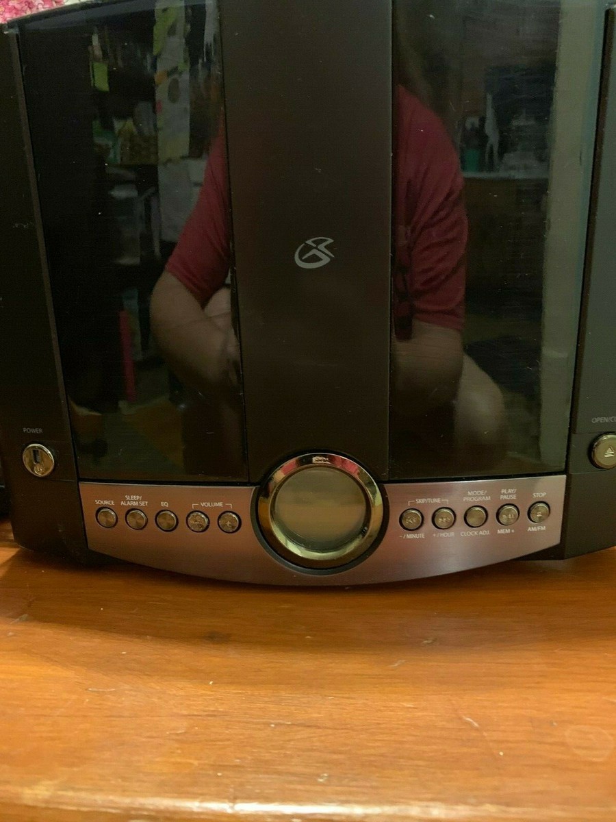 GPX CD Home Music System with Remote Model HM3817DT