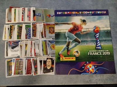    FRANCE 2019 WC 1 - 240 WOMEN'S FIGURINE FOOTBALLERS PANINI sticker with back