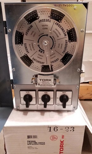 🔴Tork TW300L Interruttore 7 Giorni con Riserva Potenza 120V 20A 60Hz Controllo Timer!!️ - Foto 2 di 7