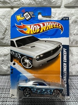Hot Wheels Heat Fleet '12 3/10 Dodge Challenger Concept 153/247 Silver