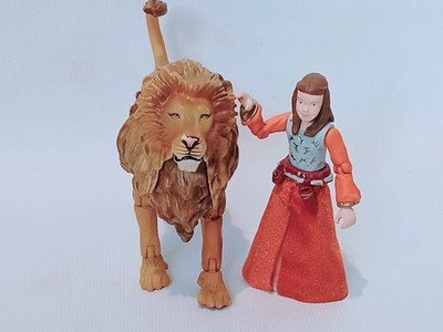 Aslan und Lucy Pevensie Actionfiguren Narnia Prinz Kaspian 2007 Jakks Pacific 