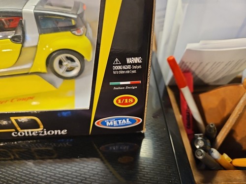 Burago 1/18 Smart Roadster Coupe(SUPER RARE Yellow Coupe) - Picture 5 of 13
