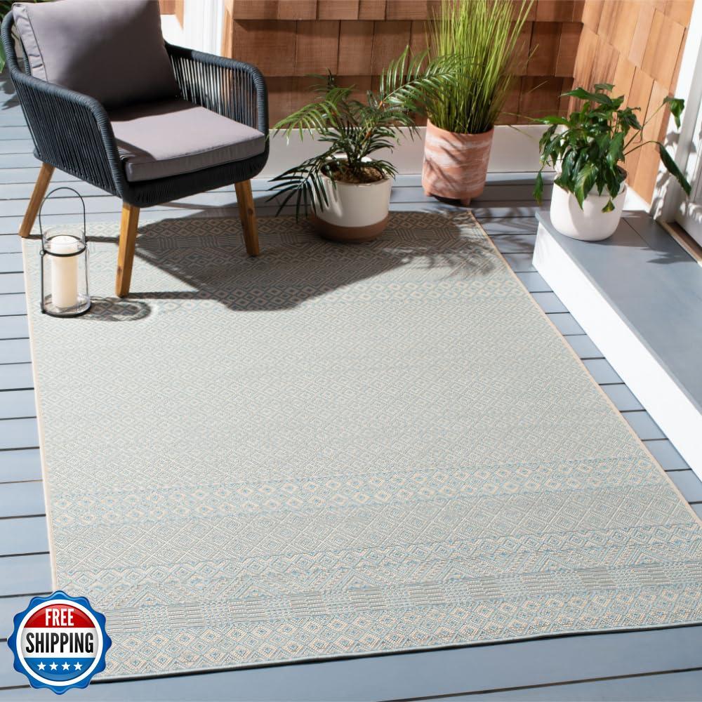 SAFAVIEH Courtyard Collection Accent Rug - 4' x 5'7