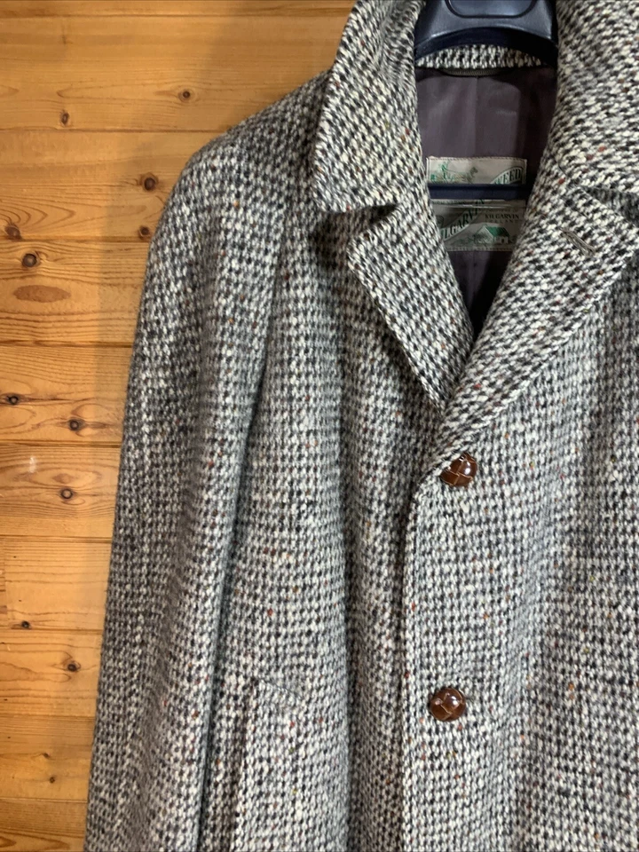 RARE Kilgarvin Irish Tweed Woven In Ireland Men’s 46 Long Coat Trench - Image 3 of 4