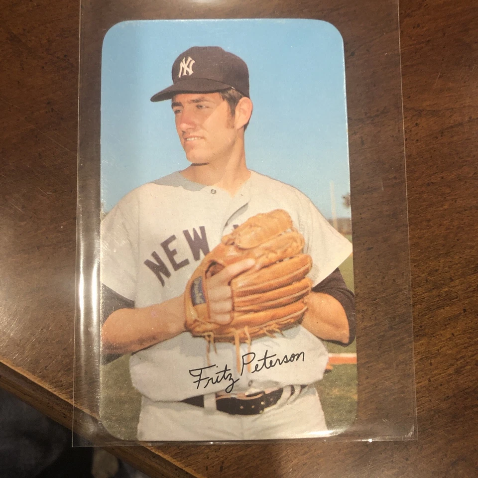 1971 Topps Super Fritz Peterson New York Yankees Baseball Card # 13 - Image 2 of 3