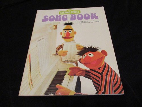 THE SESAME STREET SONG BOOK - 1971